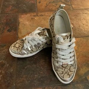 Guess gold and brown lace up sneakers